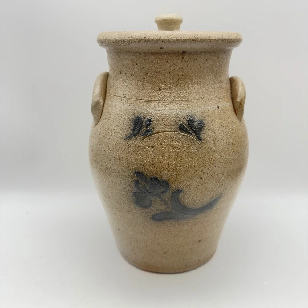 Rockdale Union Stoneware Grosse Ile Michigan Salt Glazed Crock with Lid 1988